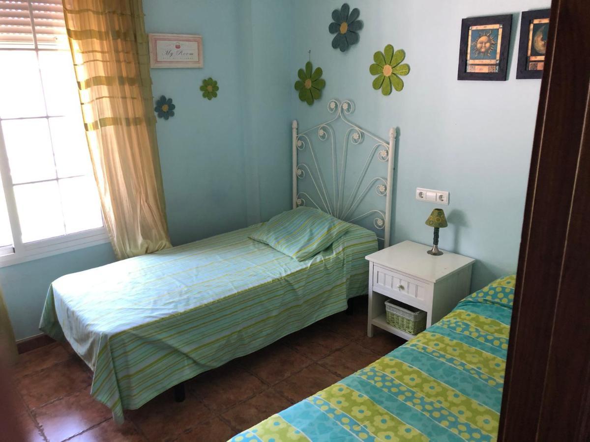 Moderno Y Amplio Chalet, Con Piscina Privada Чиклана де ла Фронтера Екстериор снимка