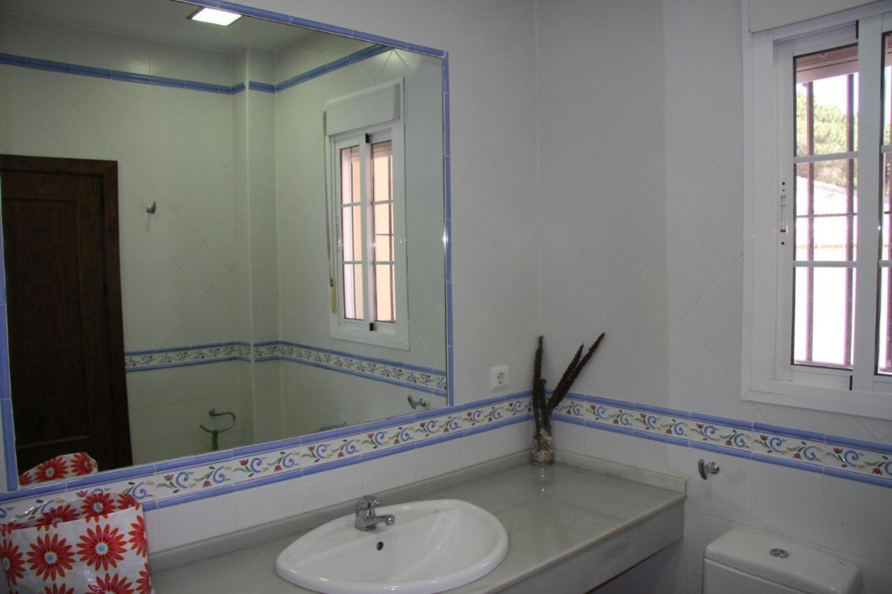 Moderno Y Amplio Chalet, Con Piscina Privada Чиклана де ла Фронтера Екстериор снимка